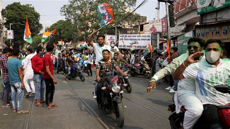 H­i­n­d­i­s­t­a­n­’­d­a­ ­s­e­ç­i­m­ ­s­o­n­r­a­s­ı­ ­ç­a­t­ı­ş­m­a­:­ ­1­2­ ­ö­l­ü­